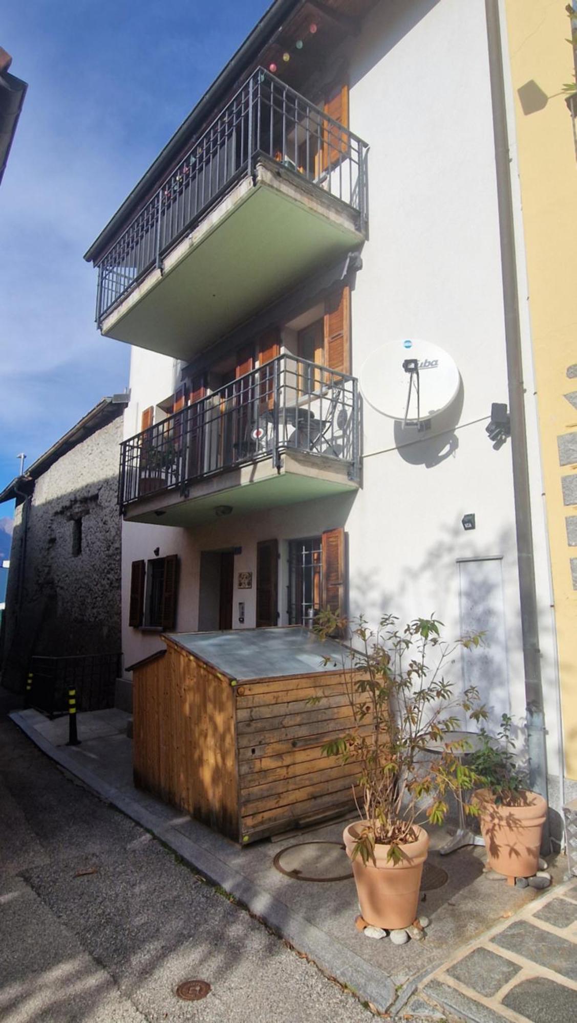 Bed and Breakfast Casa Tipica Arbedese Arbedo-Castione Esterno foto